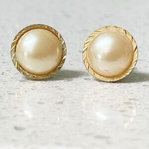 Elegant Gold and Cream Pearl Stud Earrings